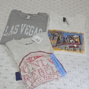 3 Awesome Las Vegas Nevada Tees In Great Condition! 2 NWT, 2 L, 1 Medium🎰🎲